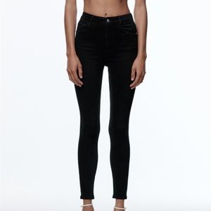 Zara Black skinny jean Brand New never worn